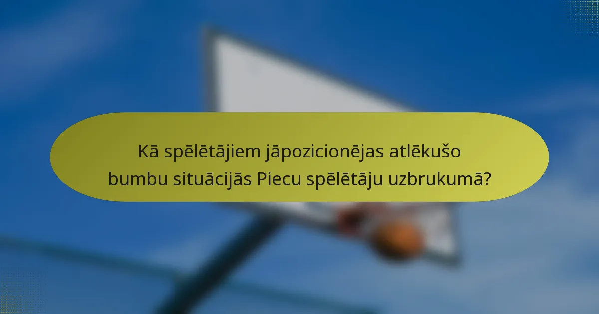 Kā spēlētājiem jāpozicionējas atlēkušo bumbu situācijās Piecu spēlētāju uzbrukumā?